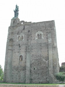 chateau de montbazon donjon