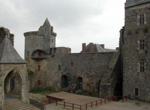 cour interieure chateau de vitre