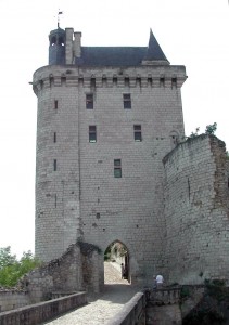 entree forteresse de chinon