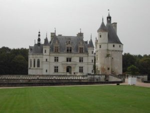 chateau de chenonceau vu du jardin
